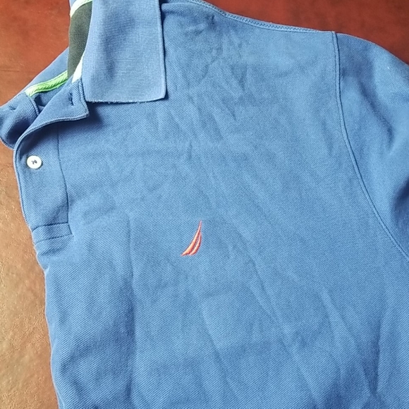 Nautica Short Sleeved Shirt - Picture 2 of 7